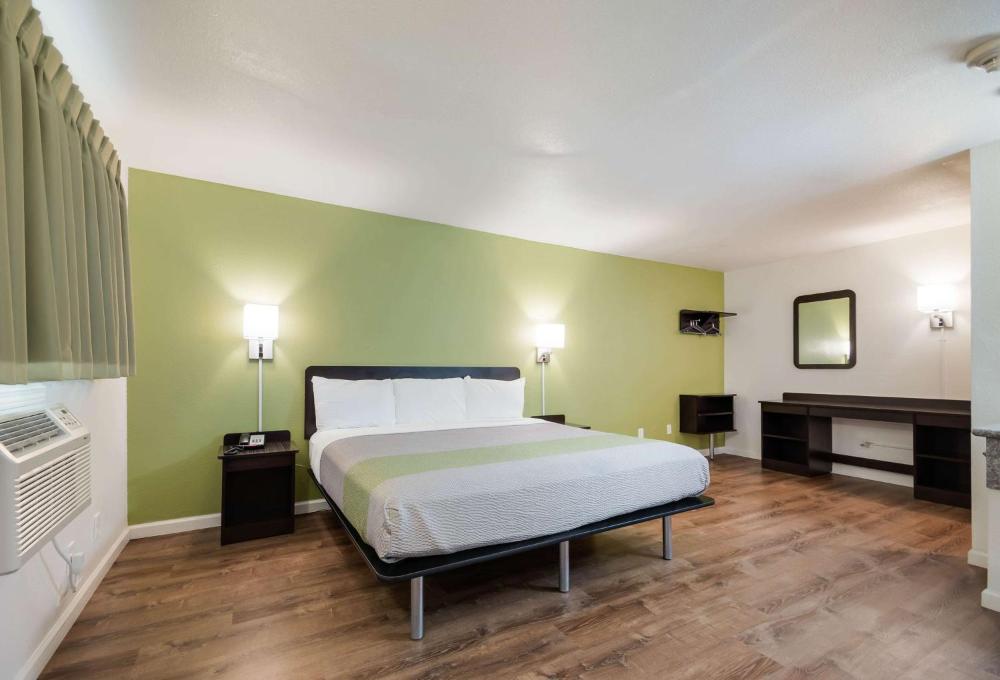 King Room - Smoking  interior